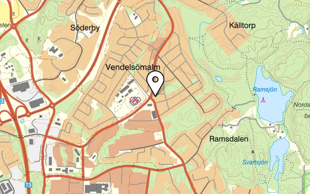 Karta som visar Mias Pizza & Kök på Evabergsvägen 2, 136 68 Vendelsö